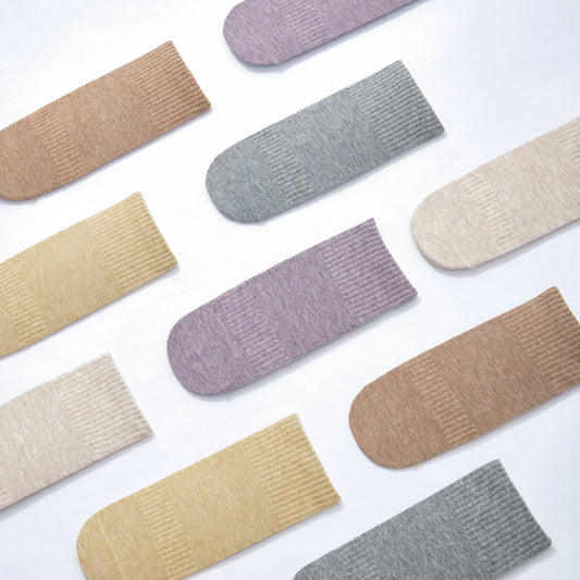 Lavender & Lemon Stay-On Socks