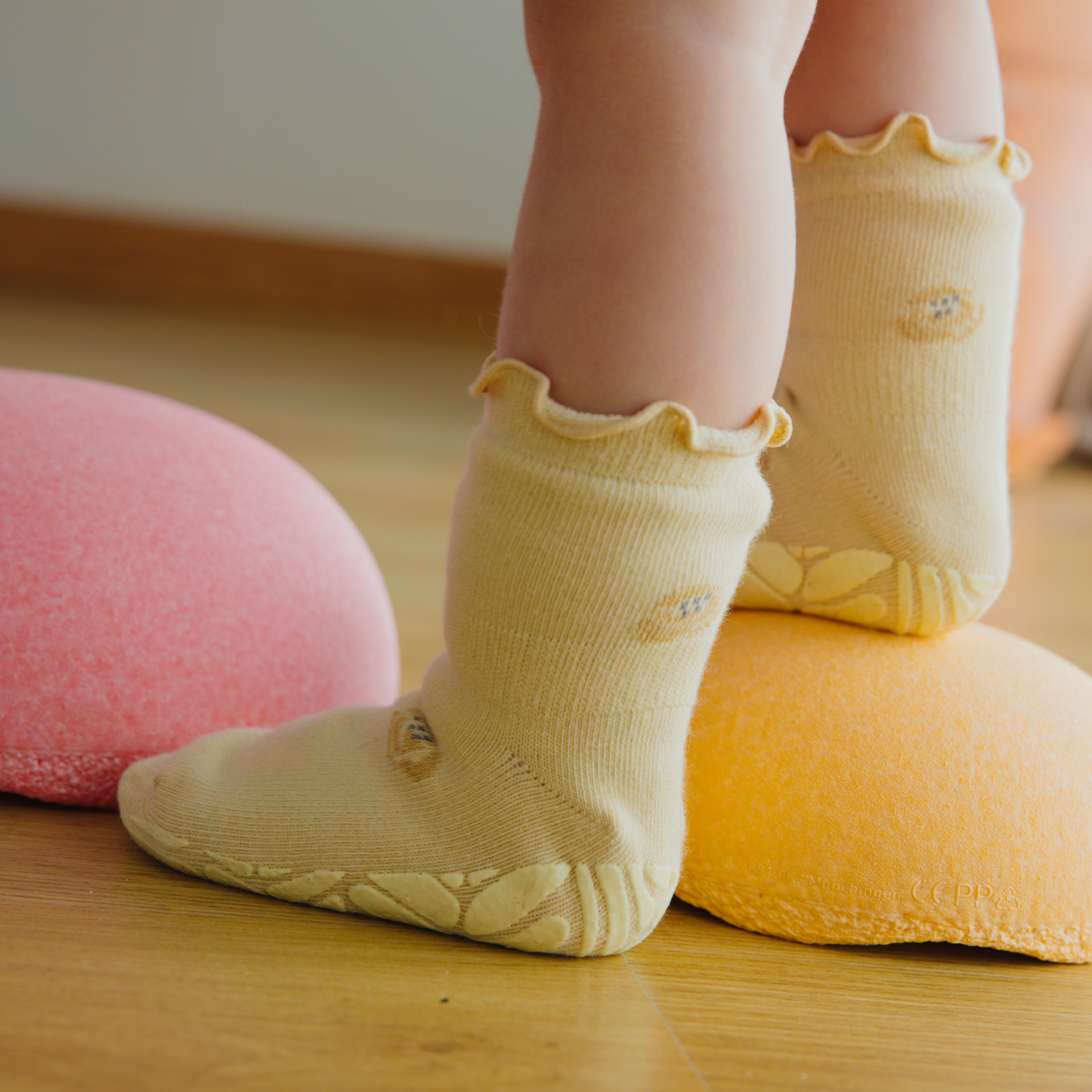 Little Wonder Baby Socks