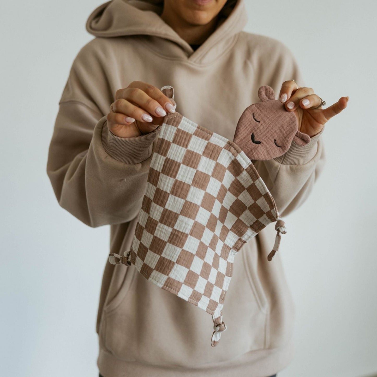 Rosewood Checker Muslin Lovey